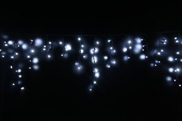 Гірлянда вулична LUMION бахрома 120LED 230 V 2x0, 9 м колір білий холодний/чорний, мерехтить 12LED IP44 EN